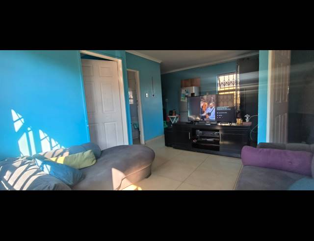 3 BEDROOM HOUSE FOR SALE IN PROTEA GLEN
